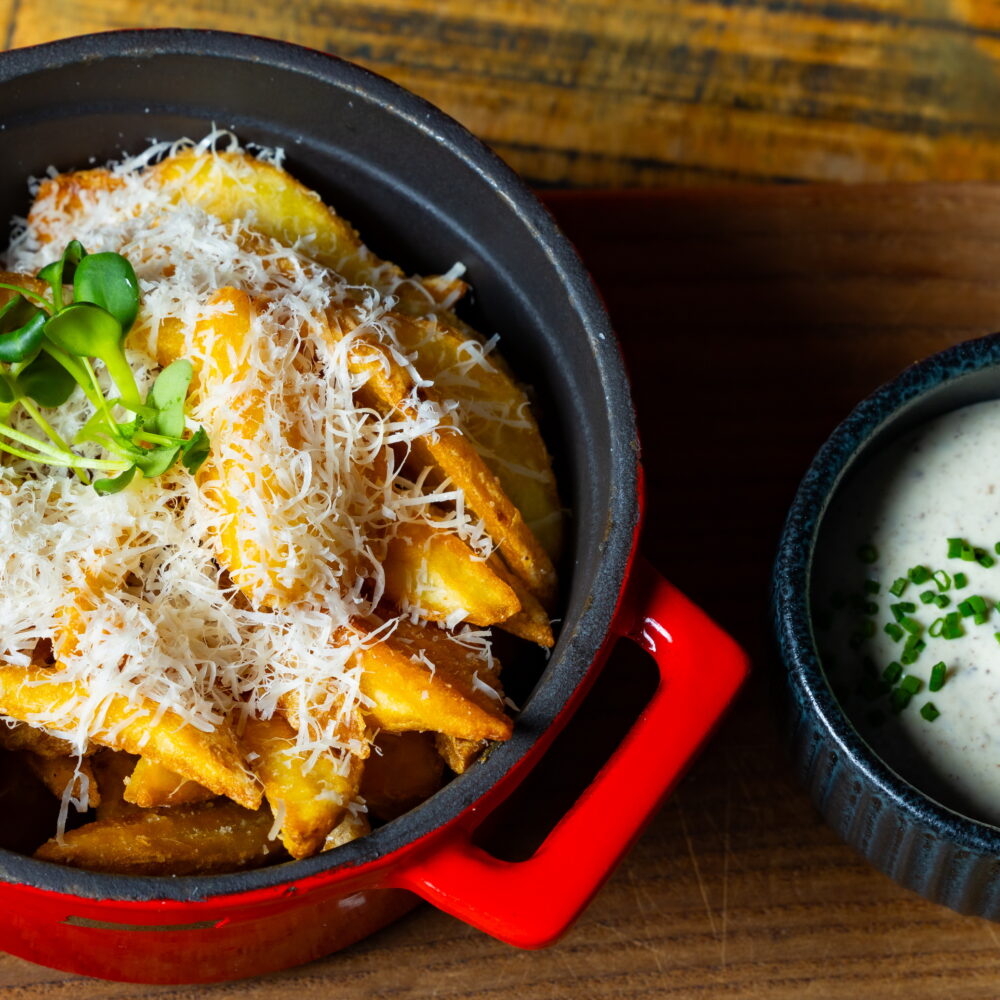 Friikartulid trühvlimajoneesiga